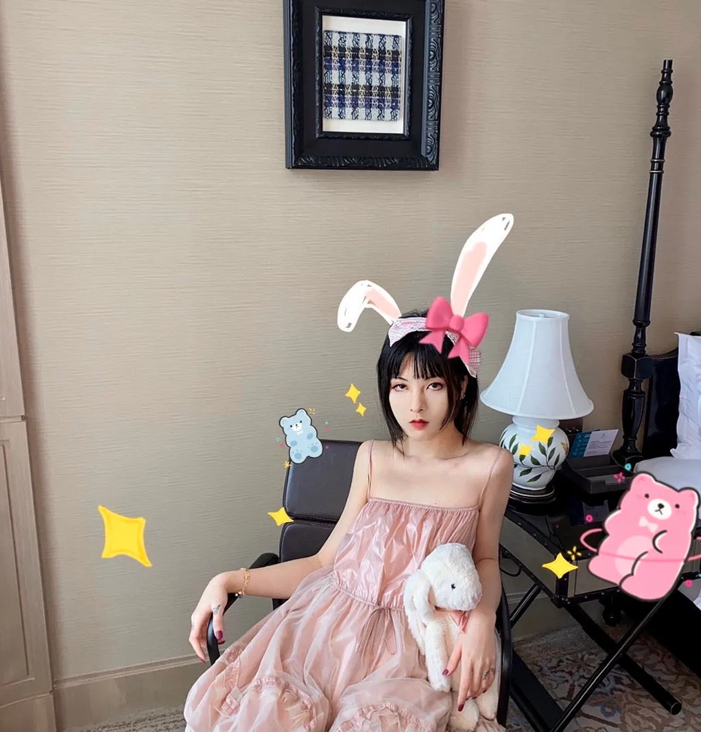 Escaped Bunny In Peach Flower Garden Dress (designer Arilf)