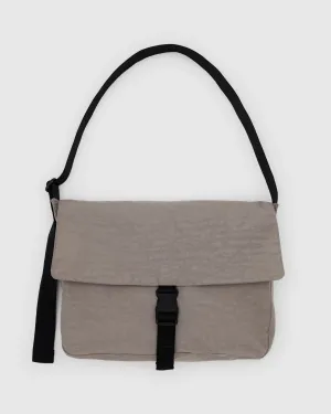 Nylon Messanger Bag in Dove