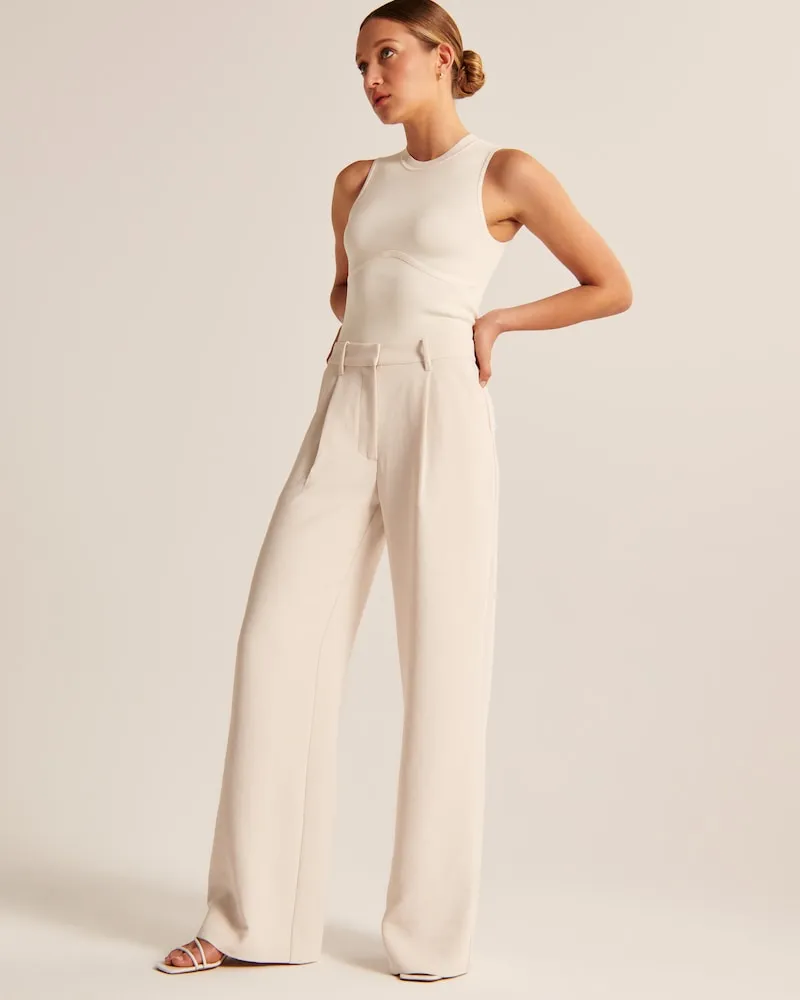 Wide-leg Tailored Pants